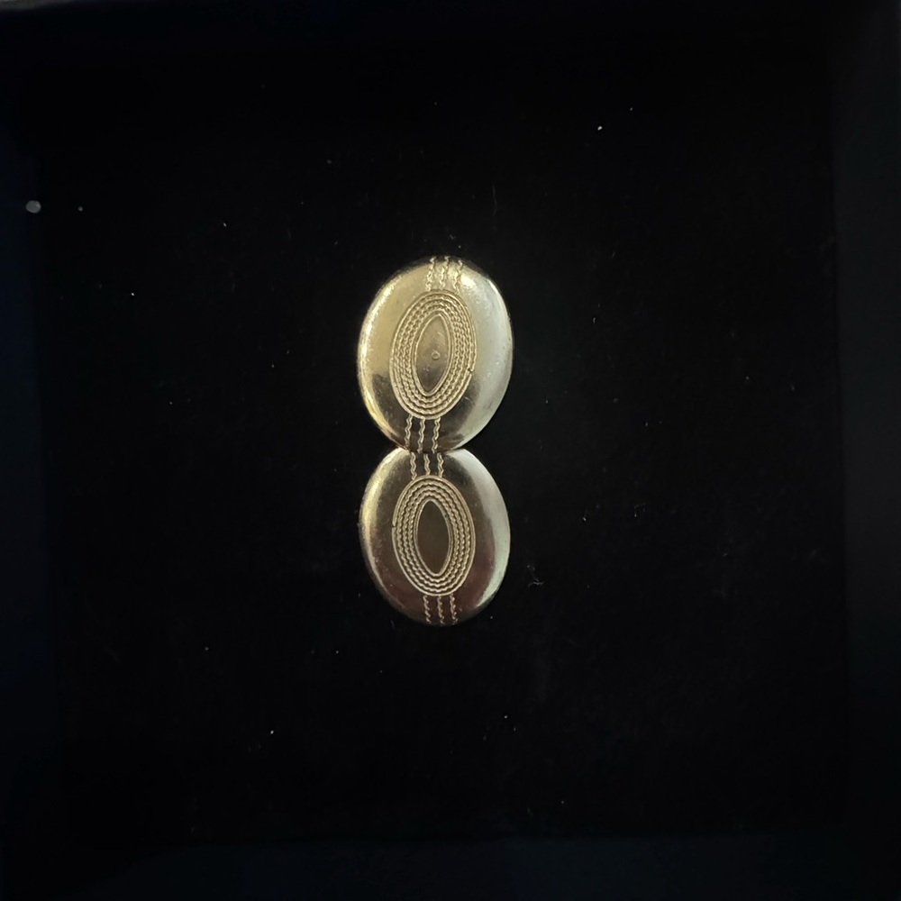 Gold tone vintage oval cufflinks